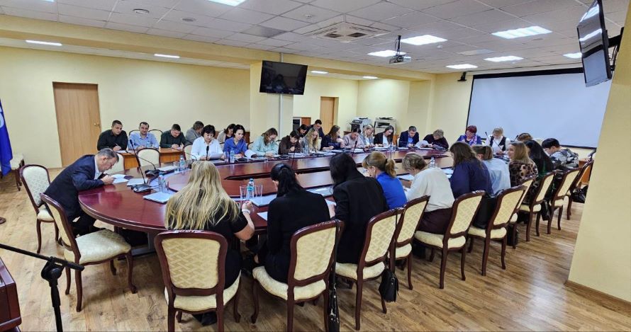 муниципальные служащие проходят тестирование