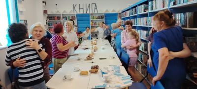 разминка-обнимашки для гостей