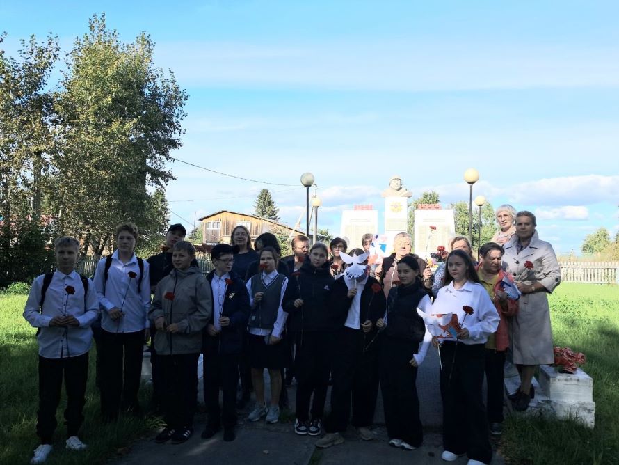 общее фото участников мероприятия