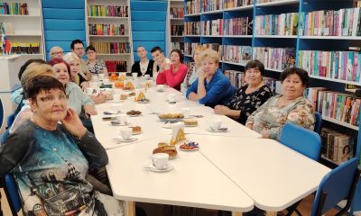 Гости мероприятия отвечают на вопросы викторины