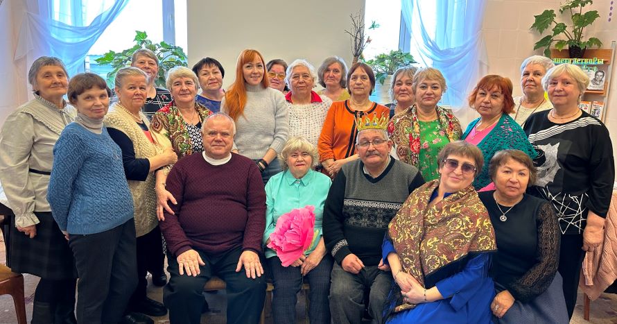 Программа – поздравление «А в Тридевятом царстве женщины у власти!»