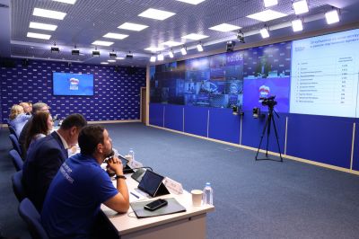 участники партпроекта на видеоаконференции