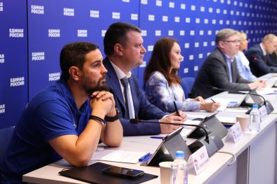 участники партпроекта