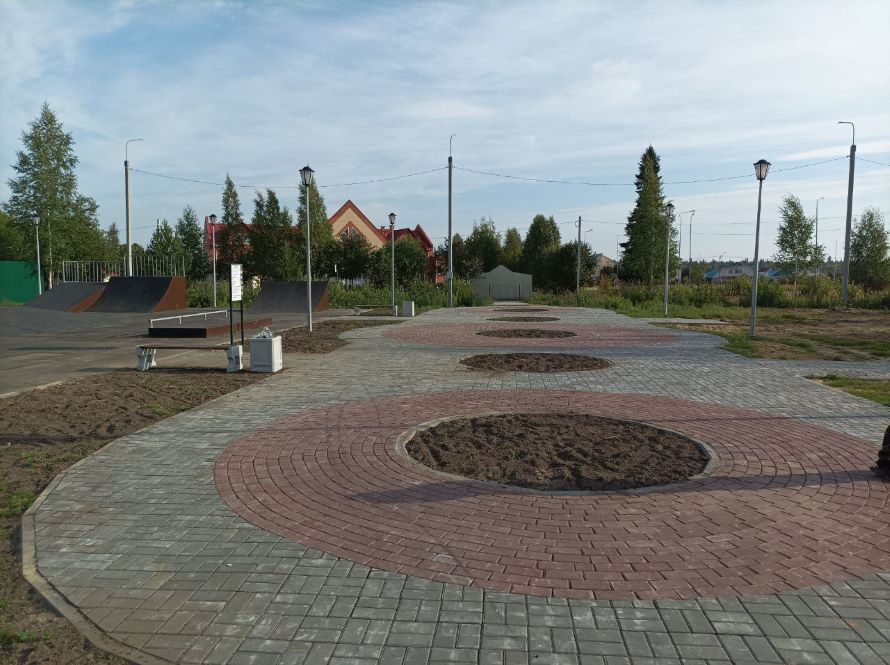 пешеходная зона площадки