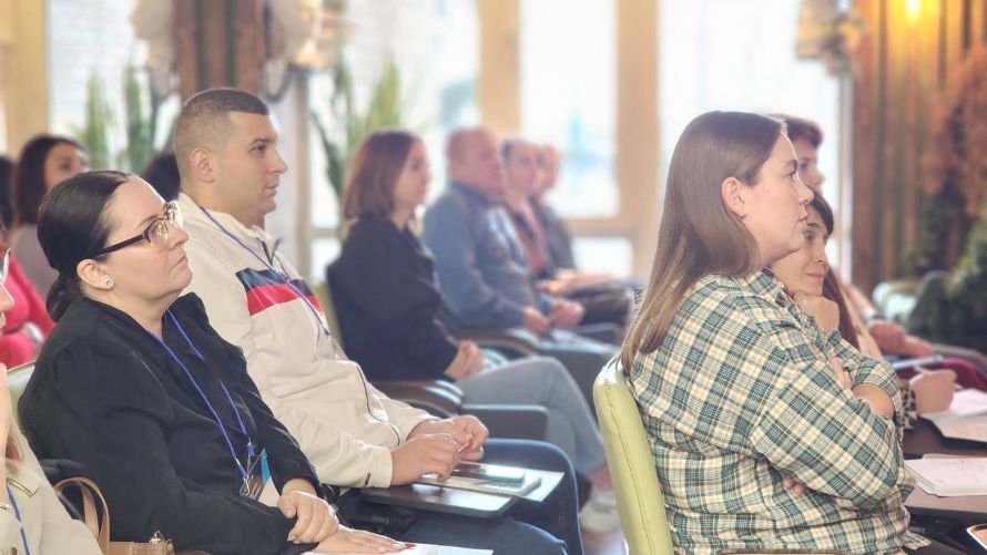 представители малого и среднего бизнеса, стартапов и креативных индустрий автономного округа