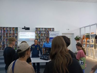 Время возможностей: фестиваль профессий с сотрудниками пожарного надзора