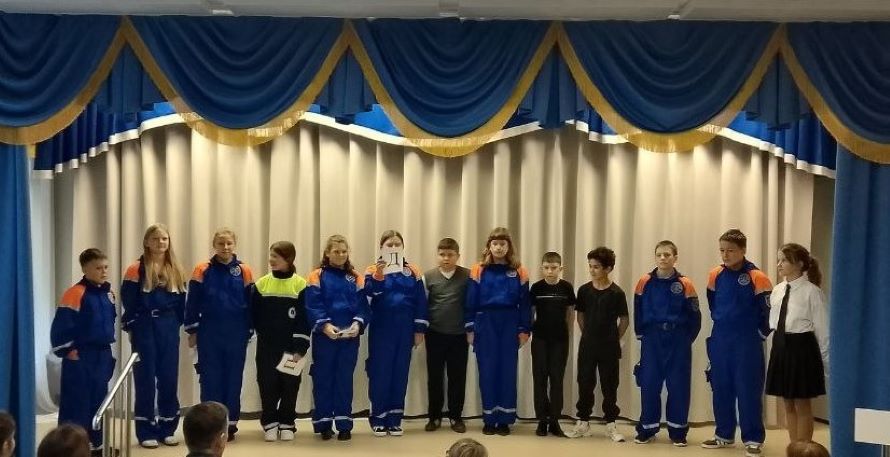 Общее фото участников