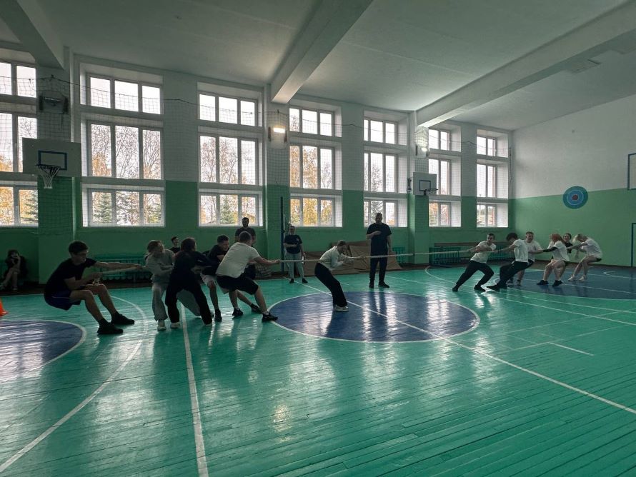 перетягивание каната